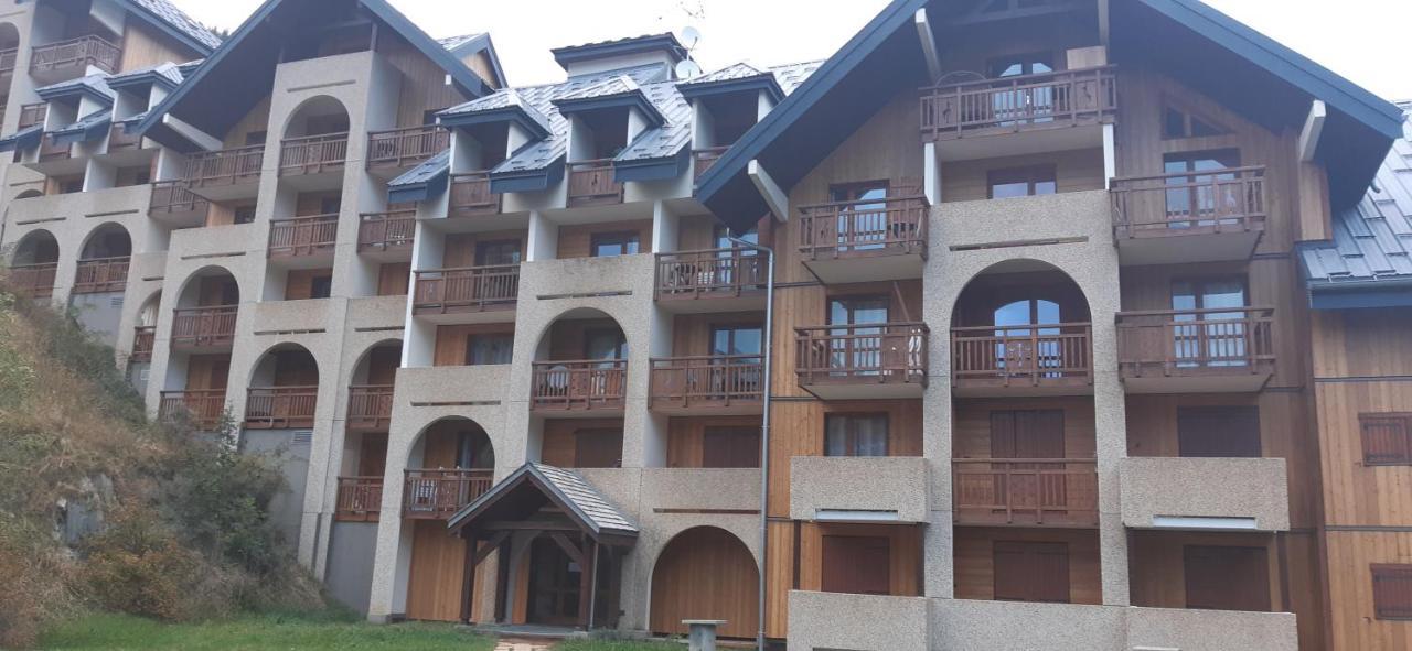 Charmant Studio 4 Pers Plein Centre Parking Prive Les Deux Alpes Exterior photo